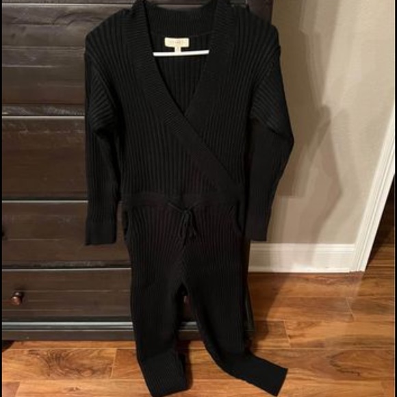 NWOT jumpsuit - Picture 2 of 2